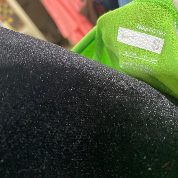 Nike FitDry Workout Athletic Shirt Neon Green Sz Small 🤸🏾♀️ - Picture 6 of 7